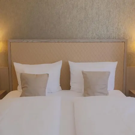 Bayerischer Hof Miesbach, Bw Premier Collection Hotel 4*
