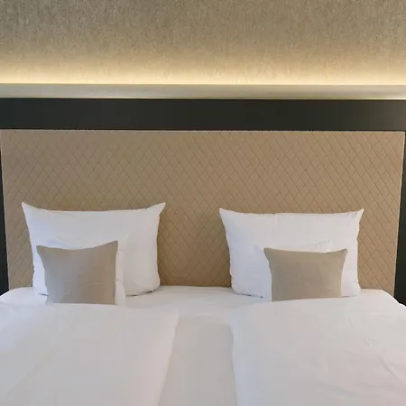 Bayerischer Hof Miesbach, Bw Premier Collection Ξενοδοχείο