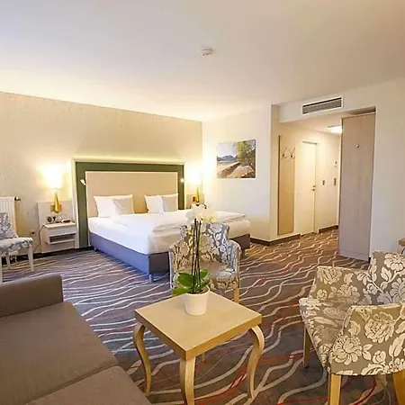 Bayerischer Hof Miesbach, Bw Premier Collection 호텔 4*