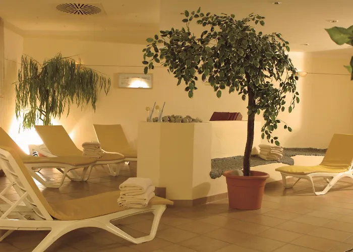 Western Premier Bayerischer Hof Hotel 4*